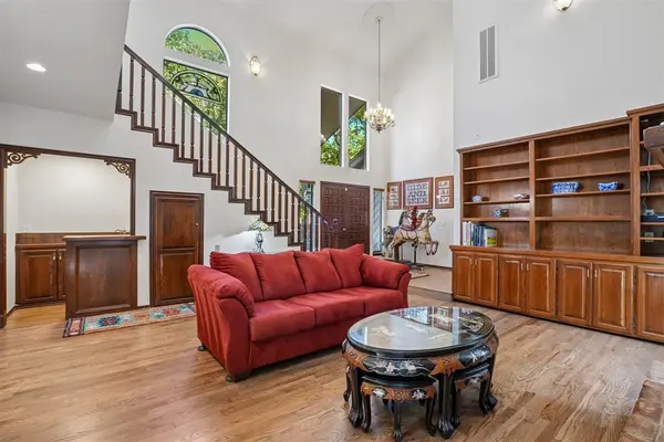 1620 Fox Hollow RDG, Oklahoma City, OK 73131