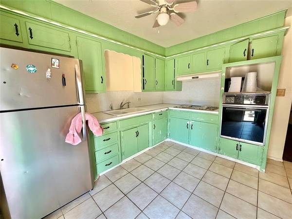 3608 N Shannon AVE, Bethany, OK 73008