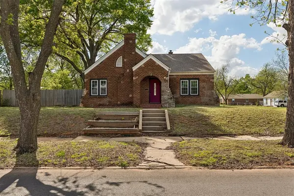 802 S 14th ST, Chickasha, OK 73018