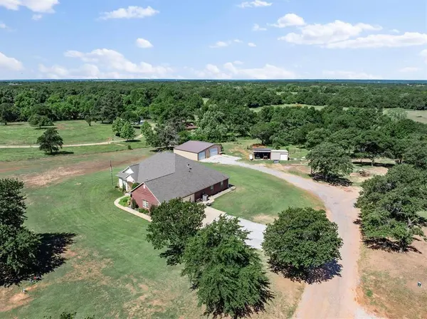 329826 E Highway 66 RNCH, Wellston, OK 74881