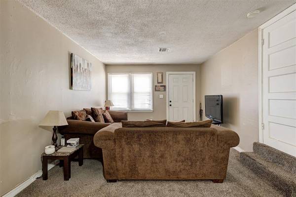 2111 NE 26th ST, Oklahoma City, OK 73111