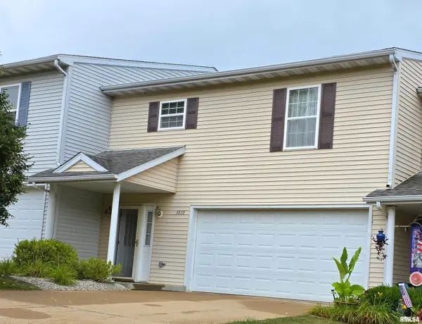 3808 W RICHWOODS BLVD #4, Peoria, IL 61615
