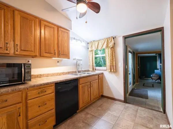 116 ORCHARD AVE, Pekin, IL 61554