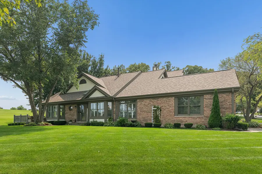 14425 Lake Ridge RD, Orland Park, IL 60462