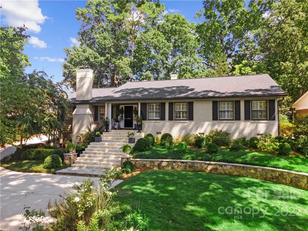 520 Meadowbrook LN, Rock Hill, SC 29730
