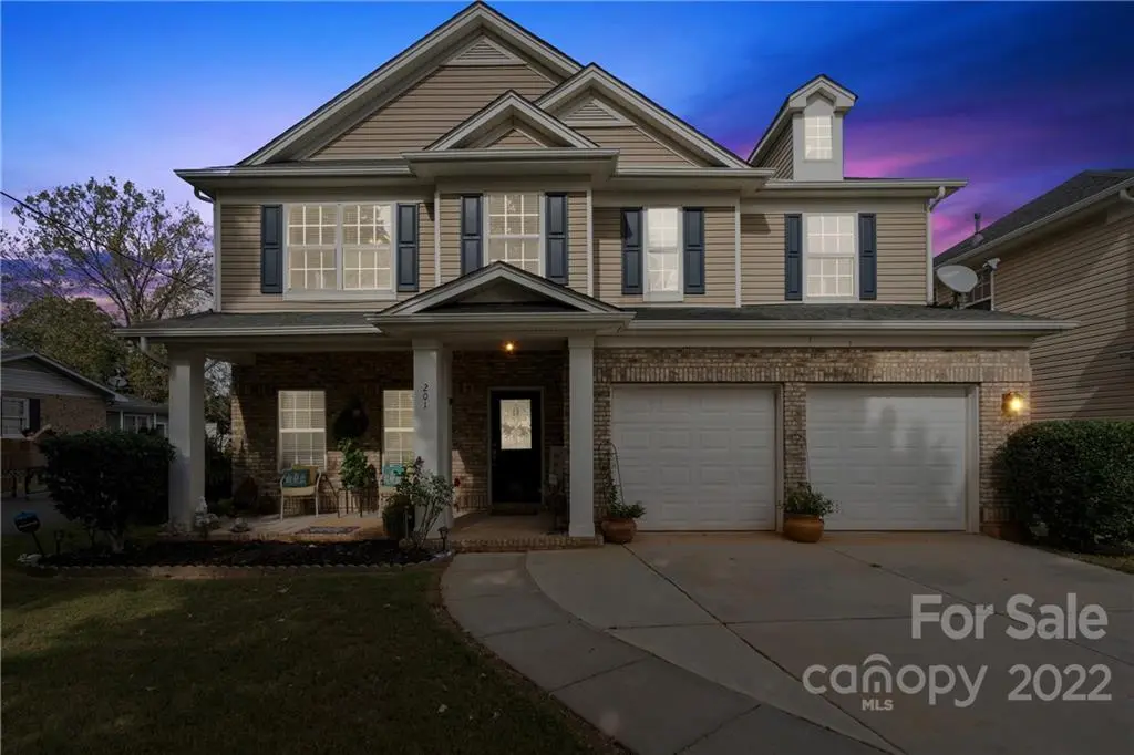 201 E Waterlynn RD, Mooresville, NC 28117