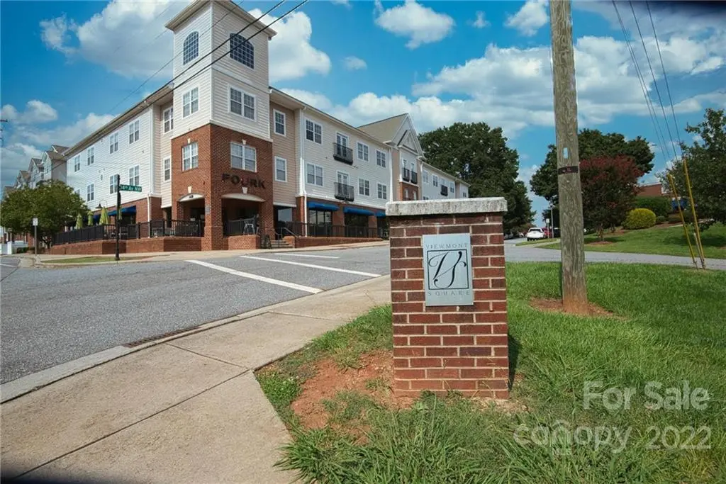 1410 4th Street DR NW #307, Hickory, NC 28601