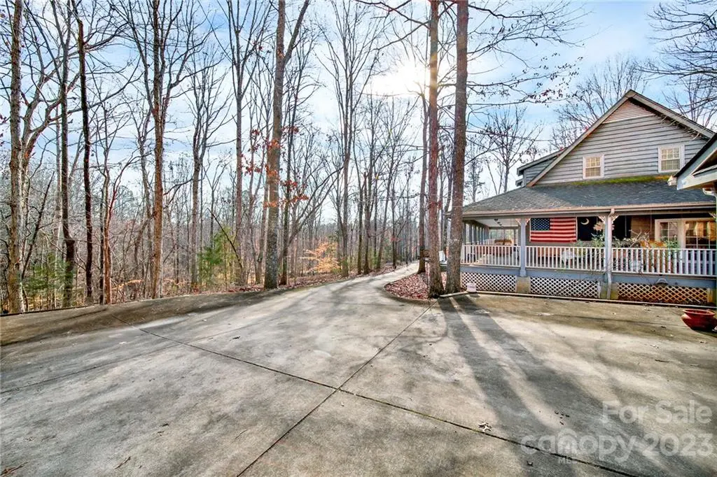 705 Community LN, Lancaster, SC 29720