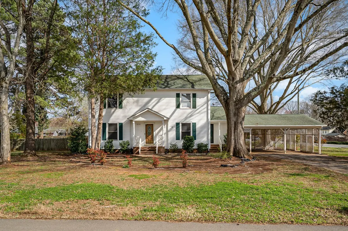 3516 Barrington DR, Gastonia, NC 28056