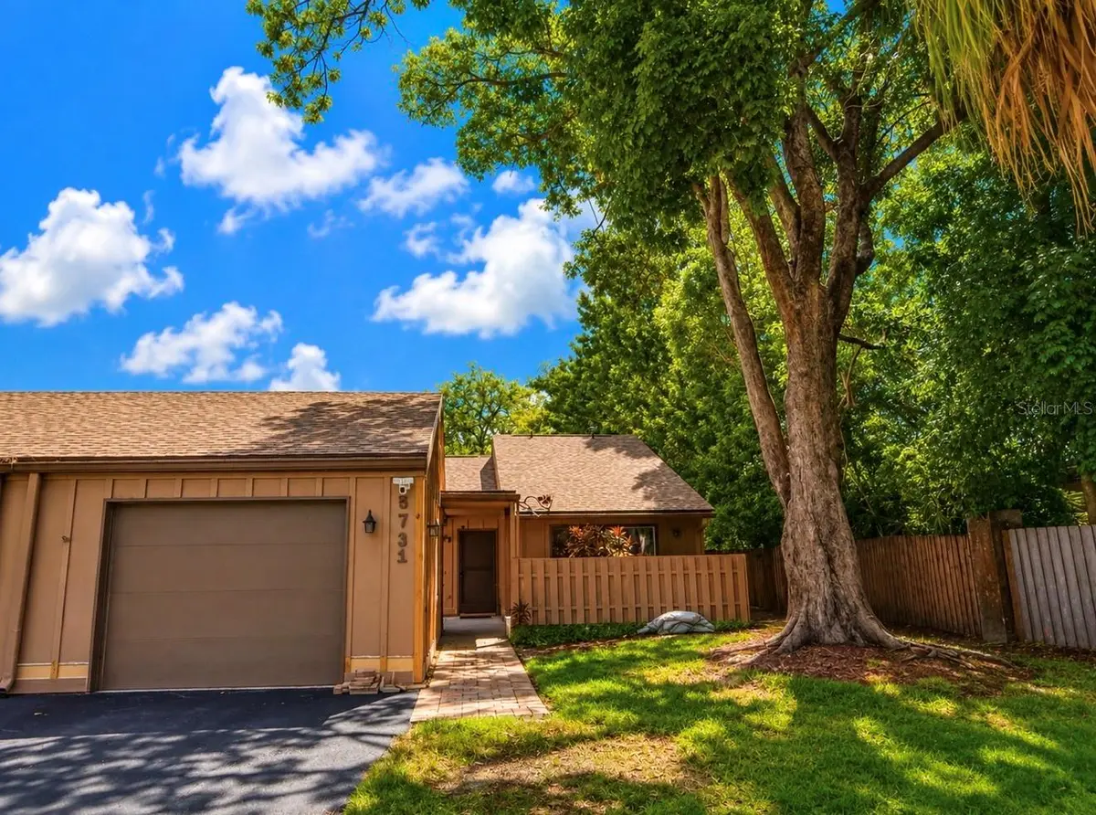 5731 WESTWIND LN, Sarasota, FL 34231