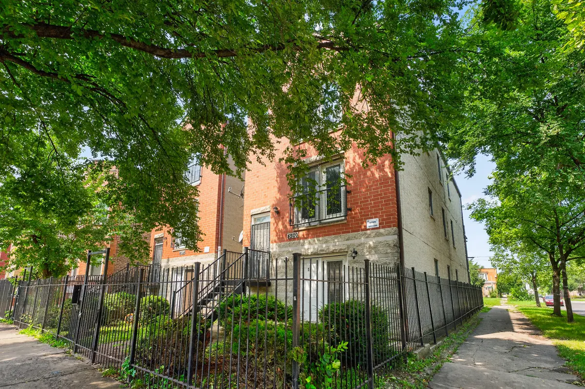 4500 W Wilcox ST, Chicago, IL 60624
