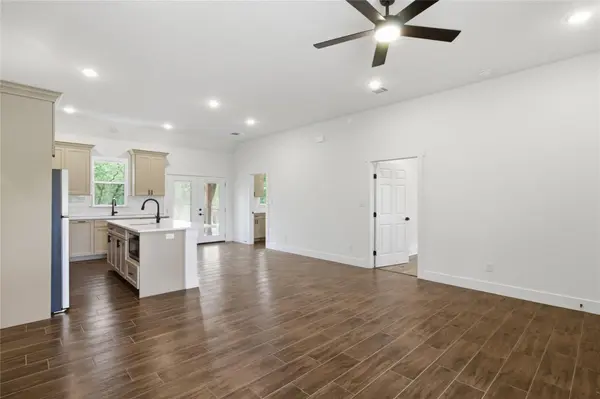 Address not disclosed, Rockdale, TX 76567