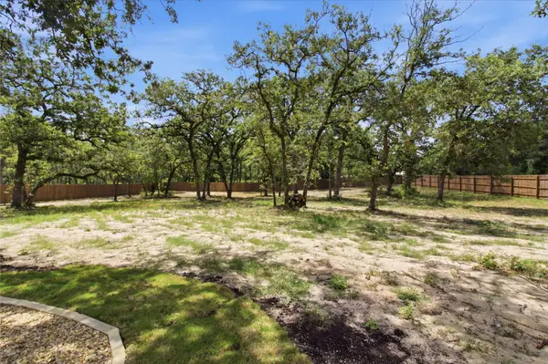 Address not disclosed, Rockdale, TX 76567