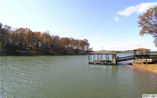 450 Stonemarker RD, Mooresville, NC 28117