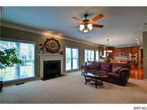 173 Weeping Spring DR, Mooresville, NC 28115