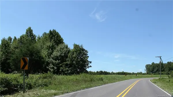 00 Country LN, Mocksville, NC 27028