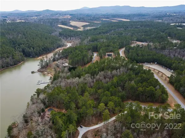 304 Harbor Watch DR, Connelly Springs, NC 28612