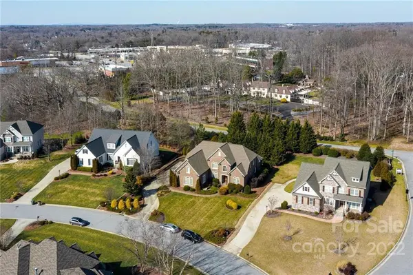 3212 Olde Sedgefield WAY, Greensboro, NC 27407