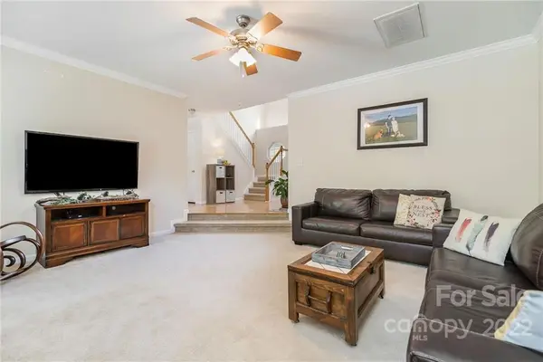 216 Bluffton RD #4, Mooresville, NC 28115