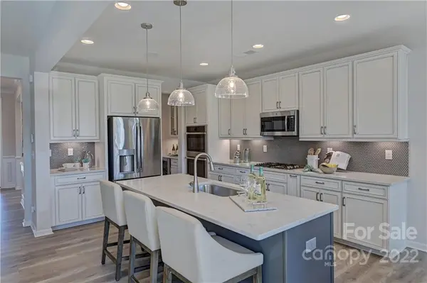 180 Tetcott ST #225, Mooresville, NC 28115