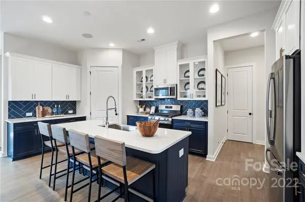 197 Tetcott ST #198, Mooresville, NC 28115