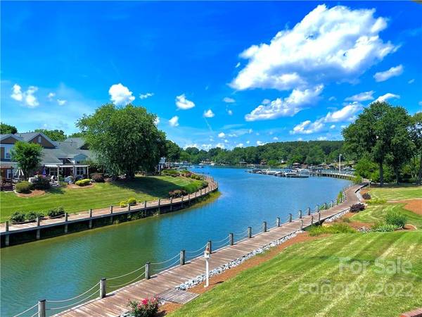 18525 Harborside DR, Cornelius, NC 28031