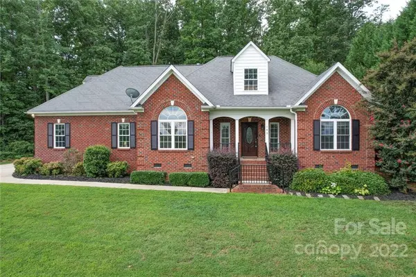 145 Ridgeline DR, Salisbury, NC 28146