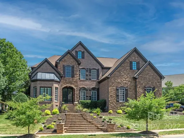 2823 Bevis LN, Waxhaw, NC 28173