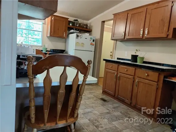 5890 Reid RD #11A, Granite Falls, NC 28630