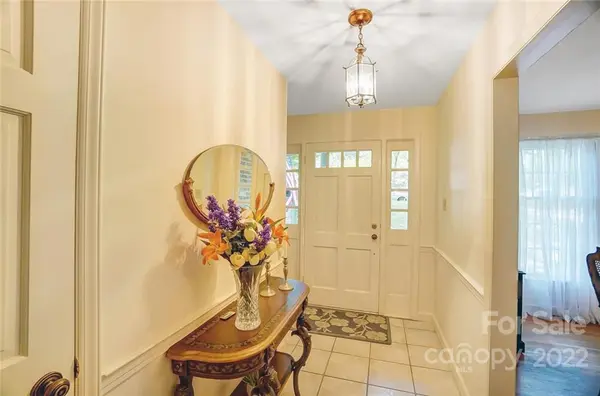 2513 Red Barn LN, Charlotte, NC 28210