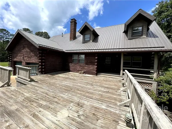 725 Pine Tree RD, Taylorsville, NC 28681