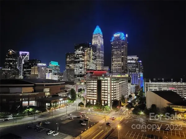 505 6th Street ST #1404, Charlotte, NC 28202