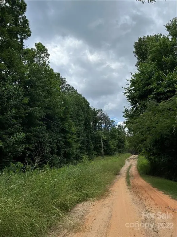 NA Sharron AVE, Dallas, NC 28034