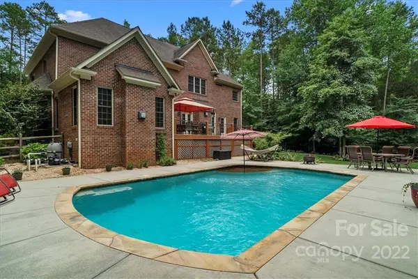126 Burnell PL, Davidson, NC 28036