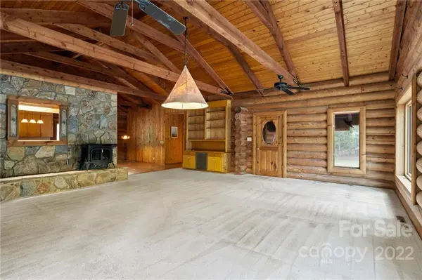1821 Horseshoe Falls RD,  Enoree,  SC 29335