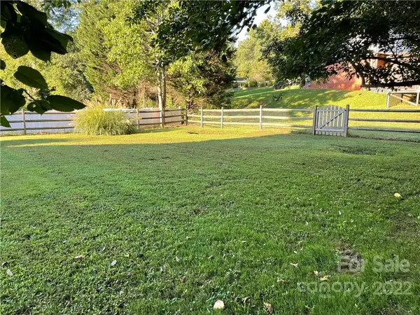 279 Fox Hollow RD, Mooresville, NC 28117