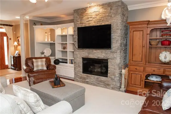 10306 Club Trophy LN, Mint Hill, NC 28227