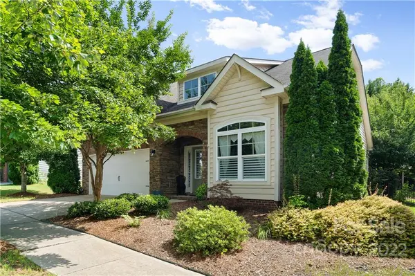 1044 Kings Bottom DR, Fort Mill, SC 29715