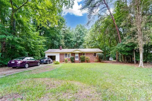 3916 David Cox RD, Charlotte, NC 28269