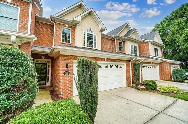 615 Crosswater LN, Fort Mill, SC 29708
