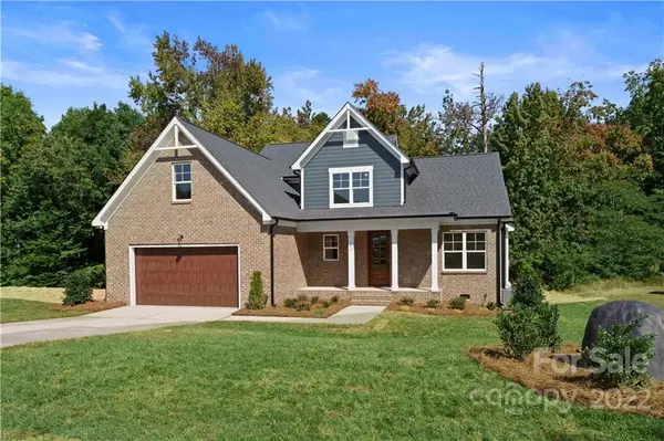 140 Albany DR, Mooresville, NC 28115