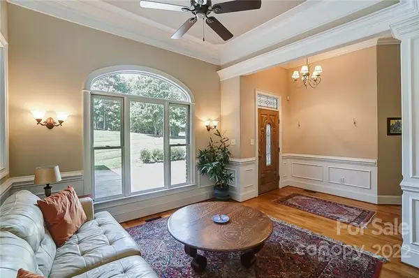 5679 Quail Trail LN, Clover, SC 29710