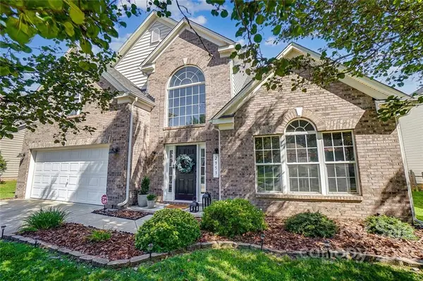 2953 Hidden CT, Charlotte, NC 28214