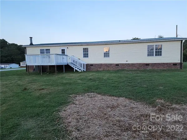 1153 Meadowcreek DR, China Grove, NC 28023