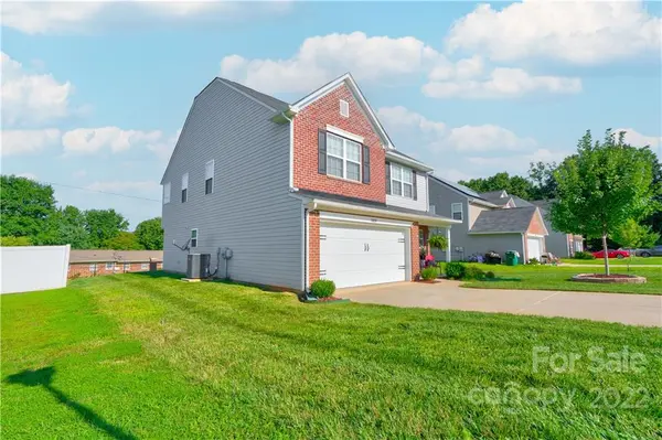5029 Ashley Place DR, Bessemer City, NC 28016