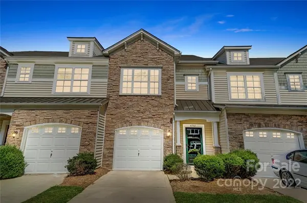4754 Craigmoss LN, Charlotte, NC 28278