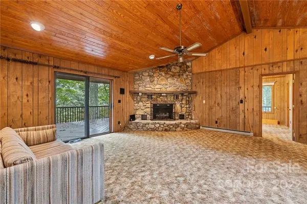 1238 El Miner DR #567, Mars Hill, NC 28754