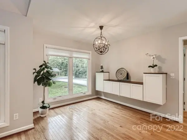 20041 Floral LN, Cornelius, NC 28031