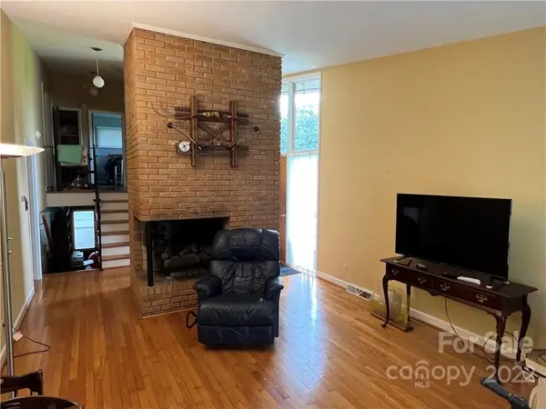 607 Pierce AVE, Mount Holly, NC 28120