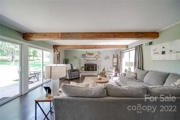 44200 Yadkin Brick RD, New London, NC 28127
